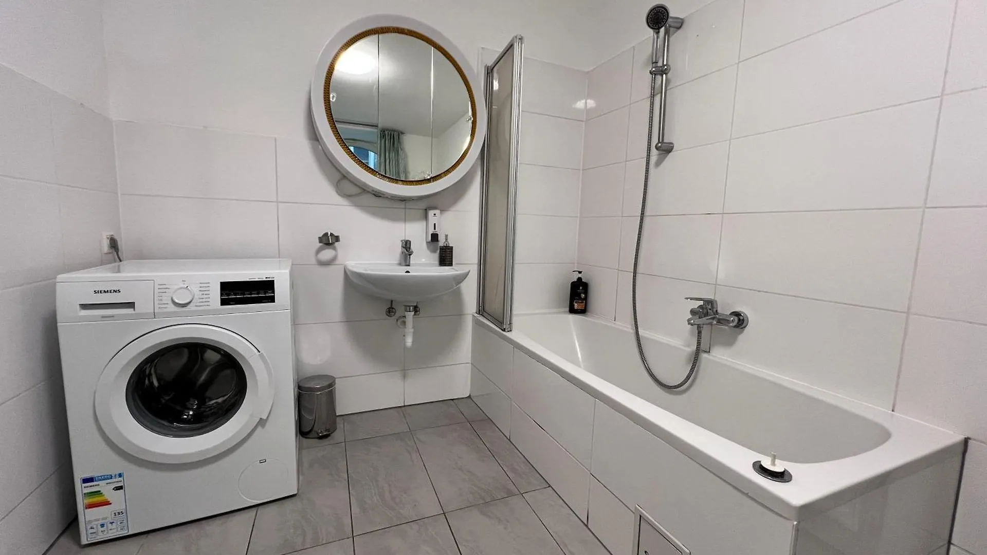 Stylish 1Br Flat In A Prime Location Apartment Vienna